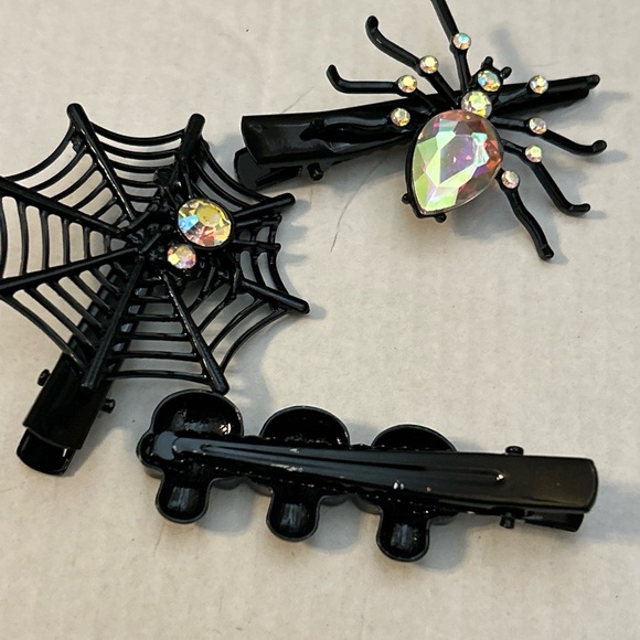 Skulls & Spider Hair Accessory Clip Black W/Red Rhinestones Emo Goth Set Of 3 - Picture 8 of 9